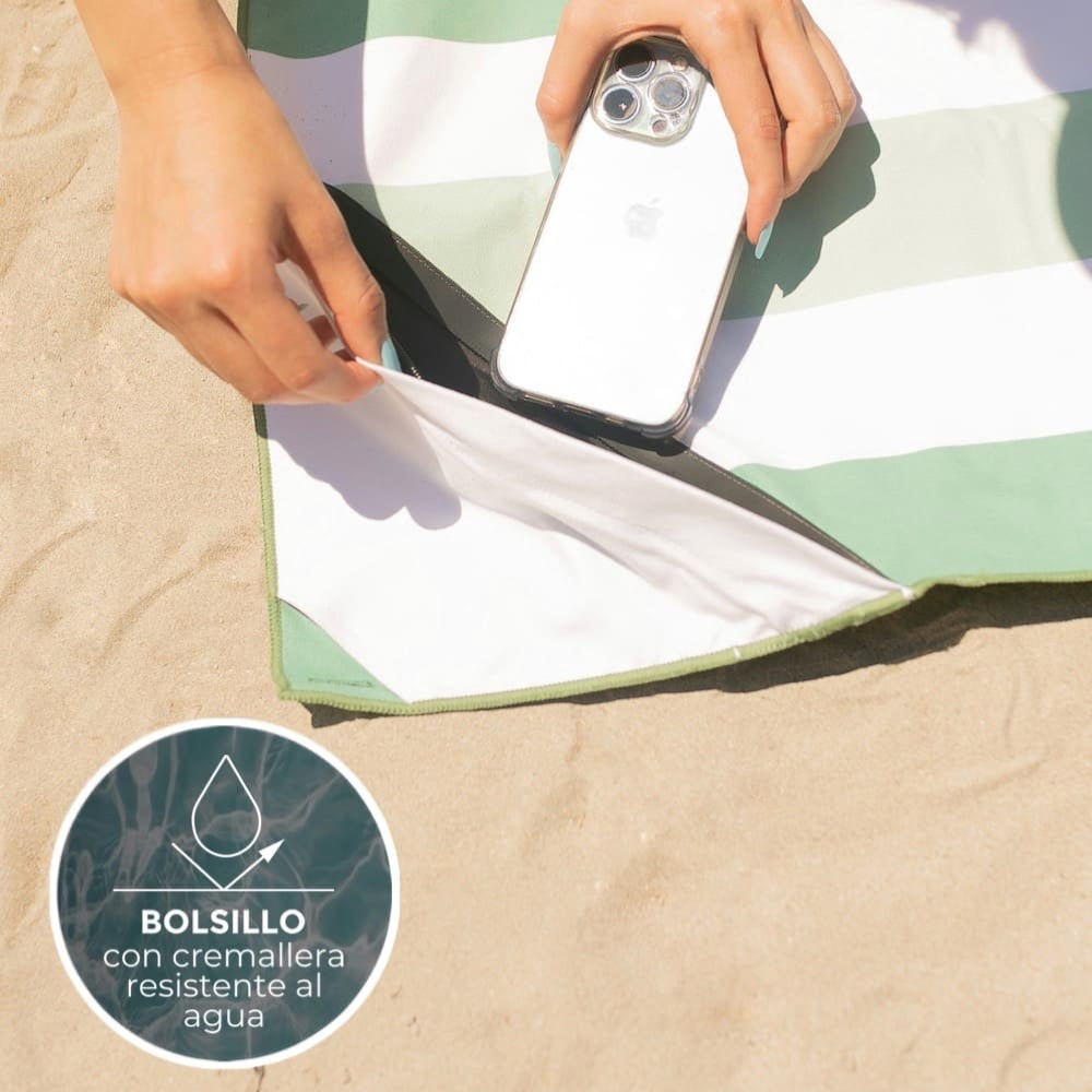 Striped Microfiber Beach Towel – Fast Drying with Zip Pocket